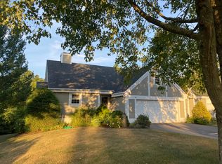 101 Legend Hill Rd, Madison, CT 06443
