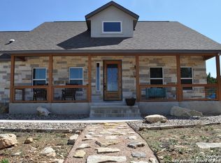 222 Hager Rdg, Bandera, TX 78003