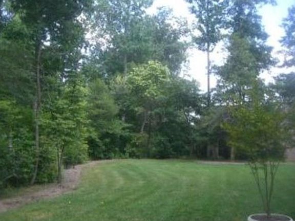 3rd image of 108 Sagamore