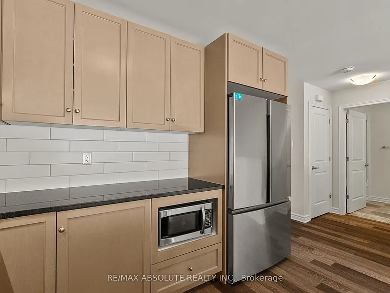 971 Leishman Dr — Photo 7