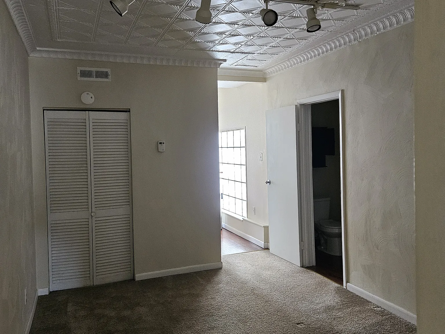 2 bed, 1164 sqft, $1,500 — Photo 4