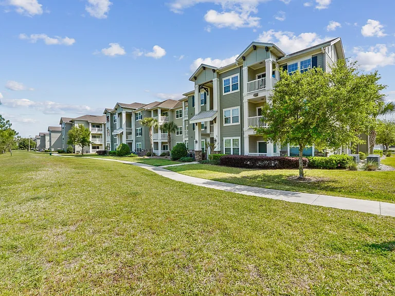 Oakleaf Plantation Apartments — Photo 3