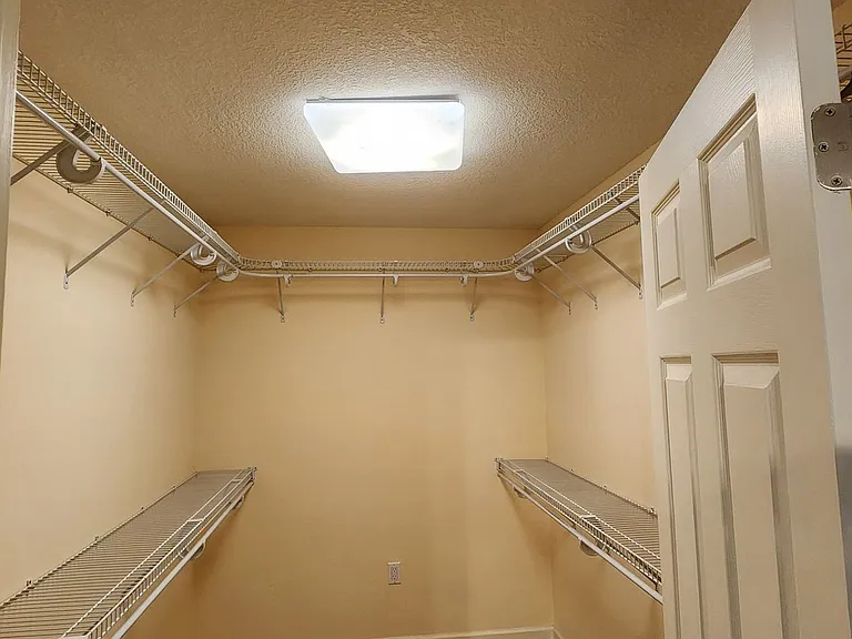 17 Marquette Ct — Photo 12