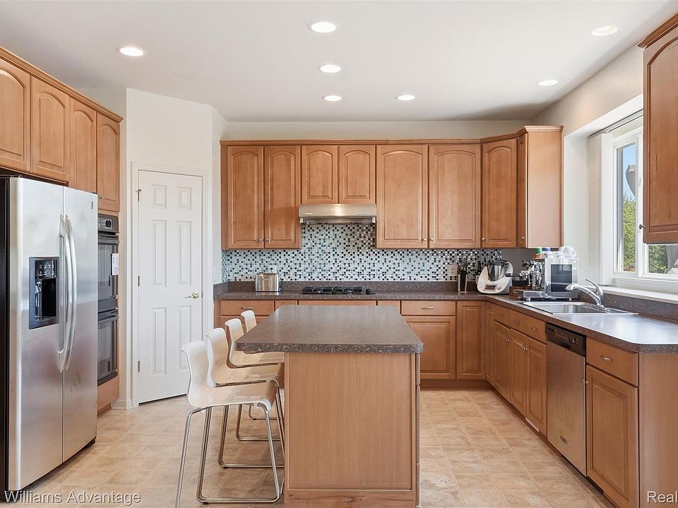 17012 Algonquin Dr, photo 20