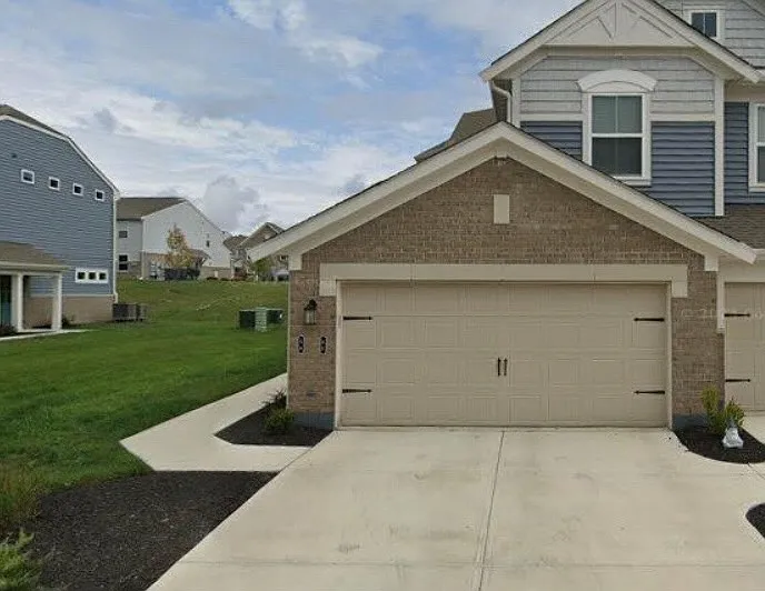 3 bed, 2017 sqft, $2,950 — Photo 1