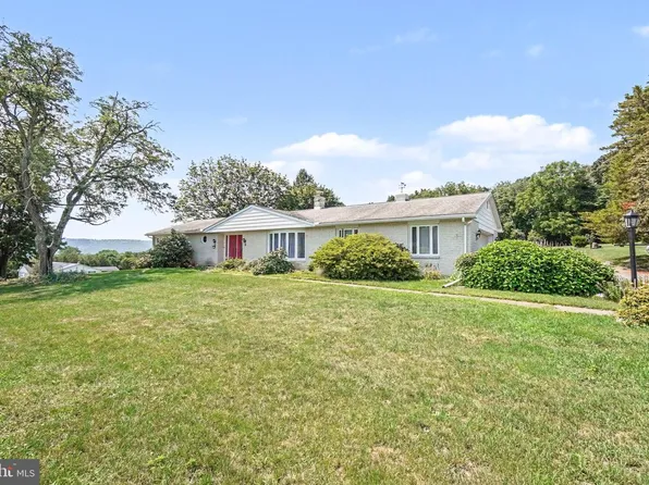 282 Dividing Ridge Rd, Halifax, PA 17032