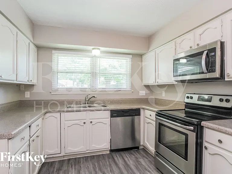 19718 Rackingham Pl — Photo 6