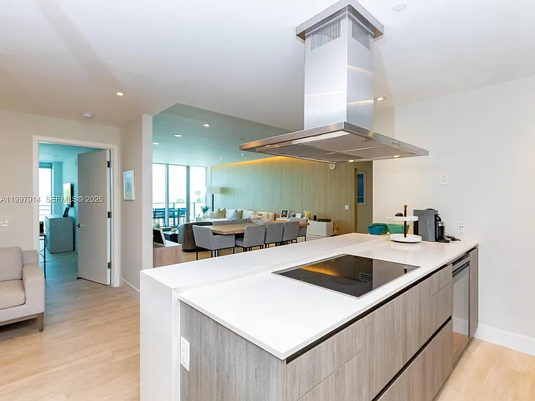 360 Ocean Dr #304S — Photo 27