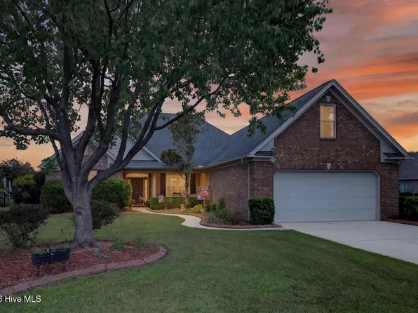 1121 Highlands Drive, Hampstead, NC 28443