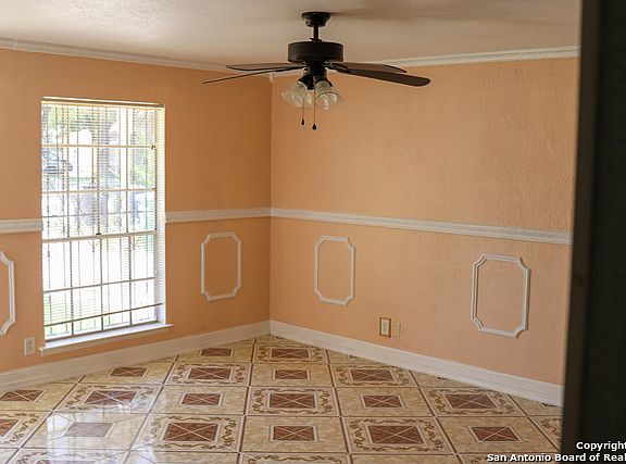 5th image of 7510 Five Palms Dr