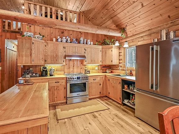 5th image of 5997 Moccasin Lake Rd