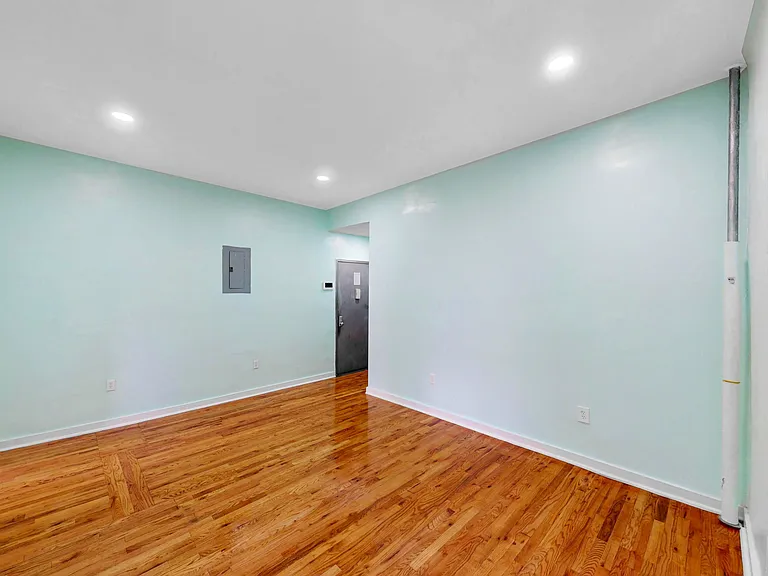 1570 Eastern Pkwy #1 — Photo 5