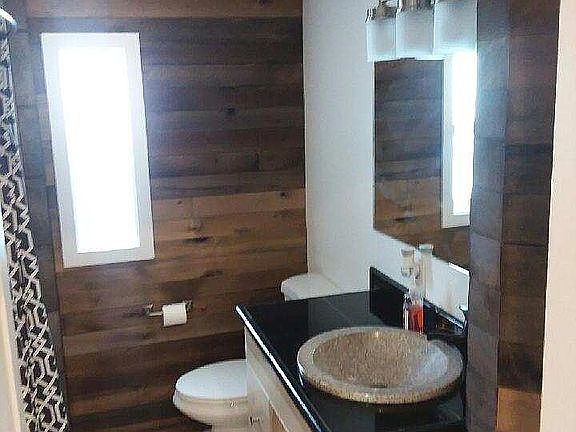 Bathroom; granite countertop