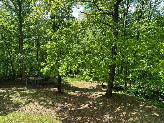5th image of 186 View Rd