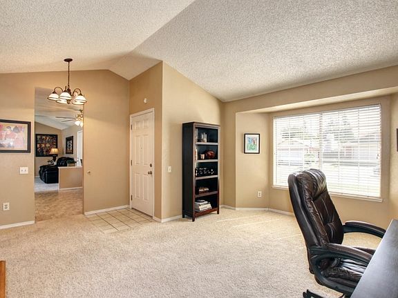 4th image of 4555 Dunnbury Way