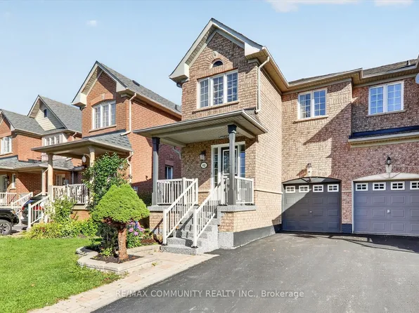 82 Burgess Cres, Newmarket, ON L3X 2T8