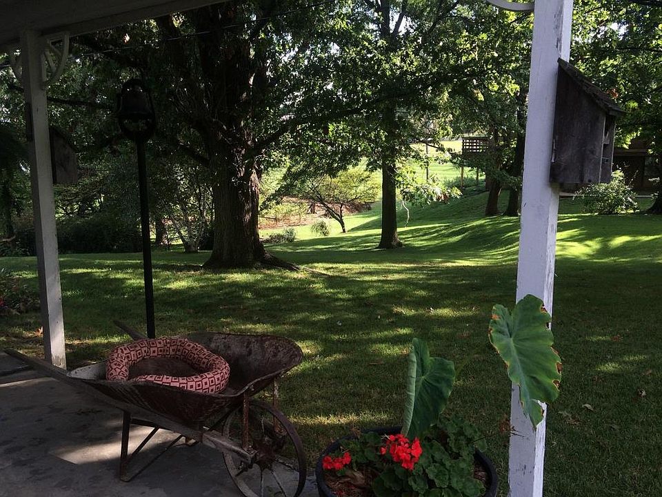 310 N Main St, Oregon, MO 64473 Zillow