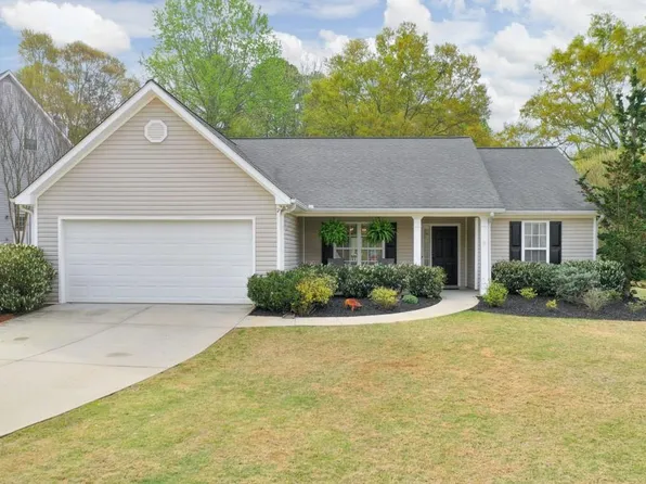 8795 Baycreek Ln, Gainesville, GA 30506