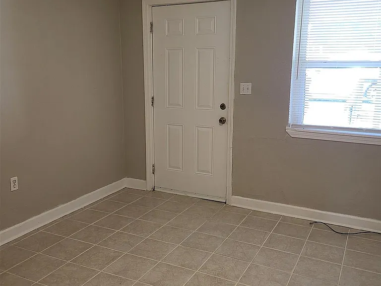 612 McCarroll Rd #A — Photo 2
