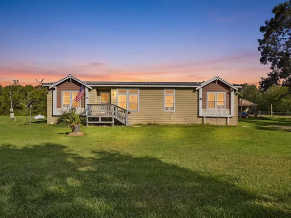 428 County Road 410, Dayton, TX 77535