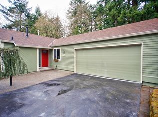 9706 SW Quail Post Rd, Portland, OR 97219