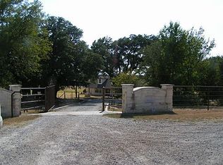 352 Brammer Dr, Aurora, TX 76078