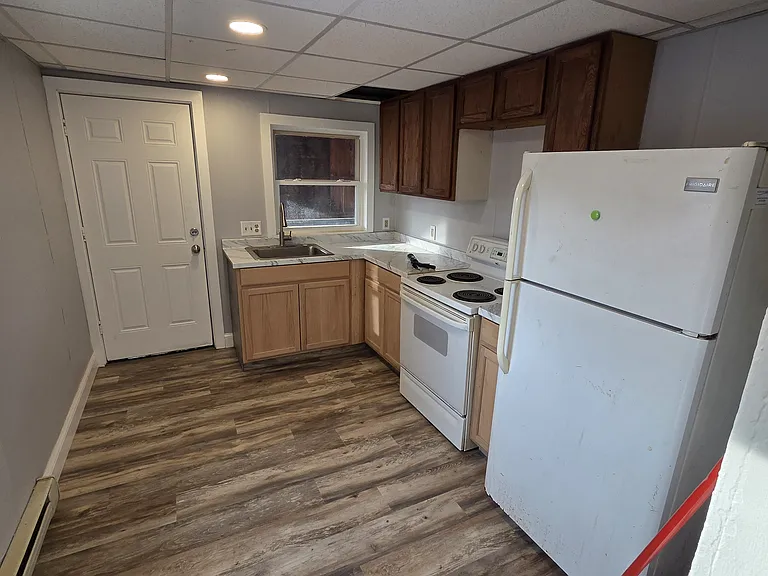 4 E Glen Ave #2 — Photo 11