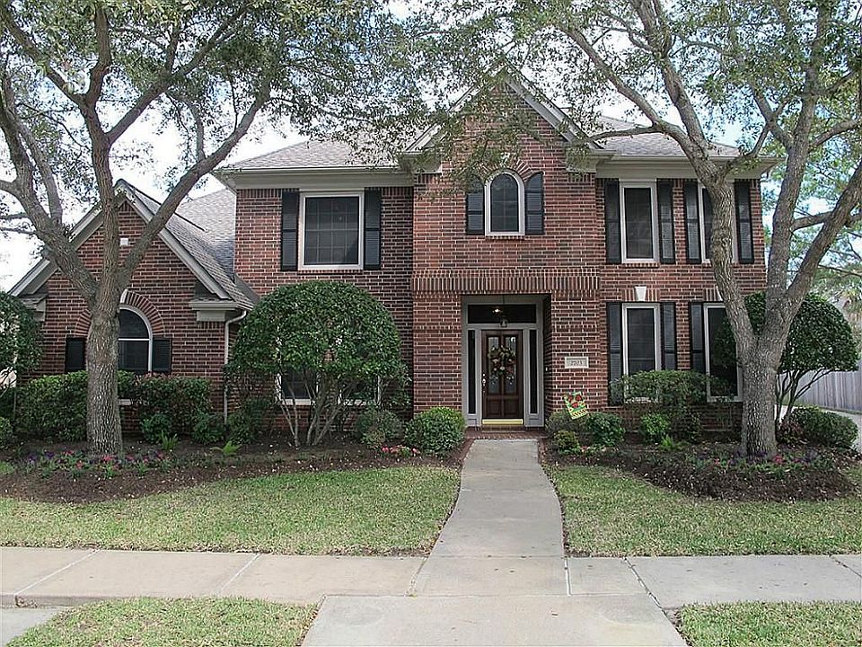 1st image of 2703 Treesdale Ct