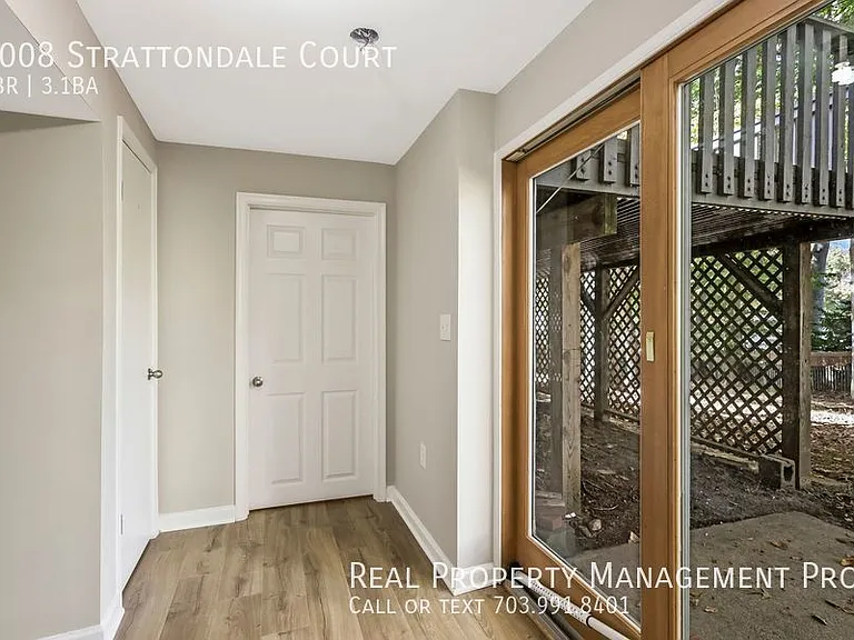 9008 Strattondale Ct — Photo 48
