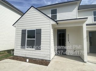 8550 Cat Rd #B, Maurice, LA 70555