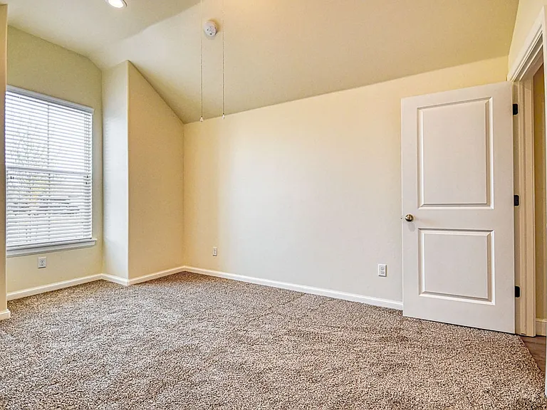 3100 Pebble Pond Dr — Photo 43