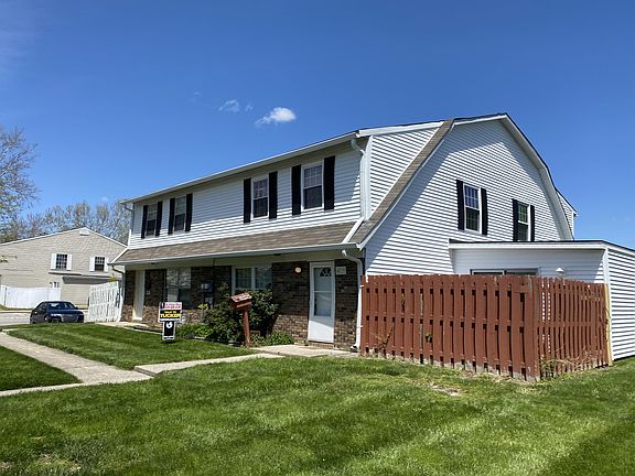 2nd image of 4839 Oakwood Trl #1
