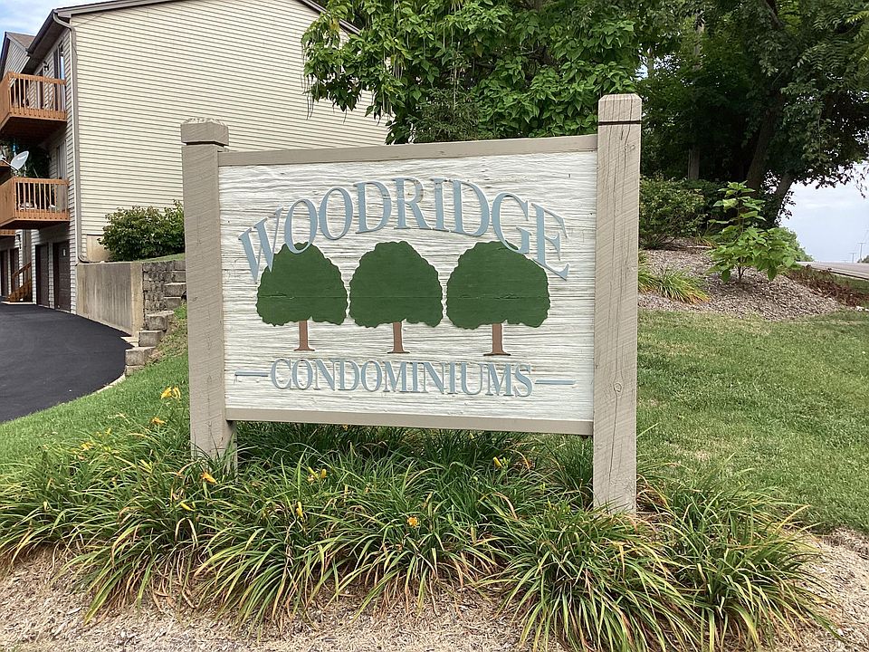 1st image of 340 Woodridge Cir Unit B