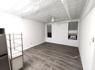 541 46th St APT 1R, Brooklyn, NY 11220