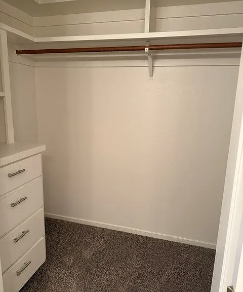 405 Leveland Ln — Photo 14