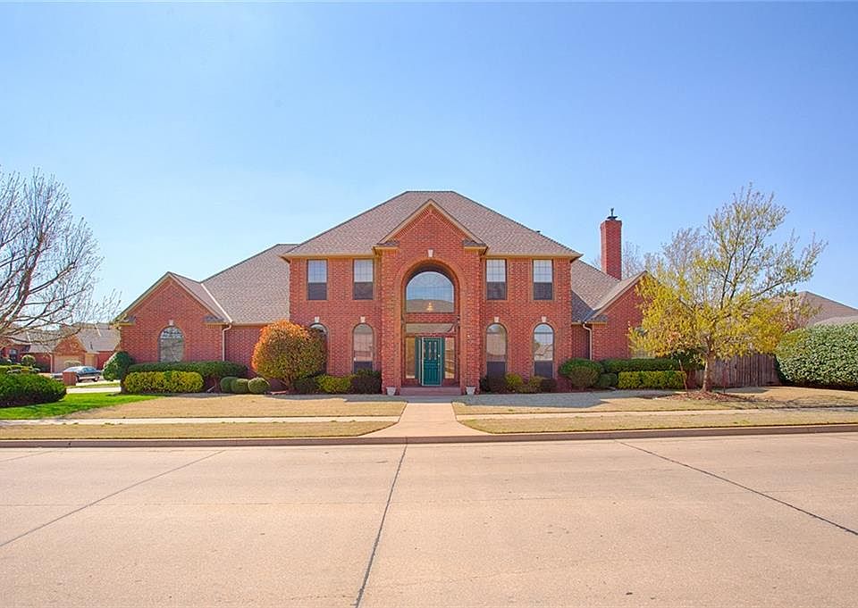 1st image of 1153 Camelot Dr