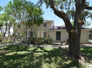 294 El Camino Real St, Port Lavaca, TX 77979