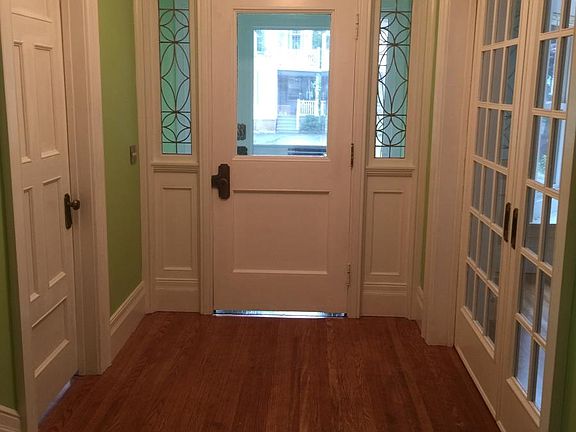 Main hall with view of entrance.