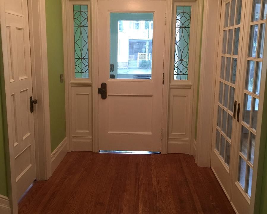 Main hall with view of entrance.