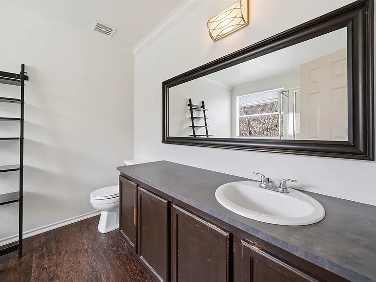 104 Carol Ave — Photo 26