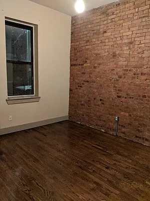 Rented by Delmark Realty LLC | media 16