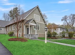 27 Lang St #27, Concord, MA 01742