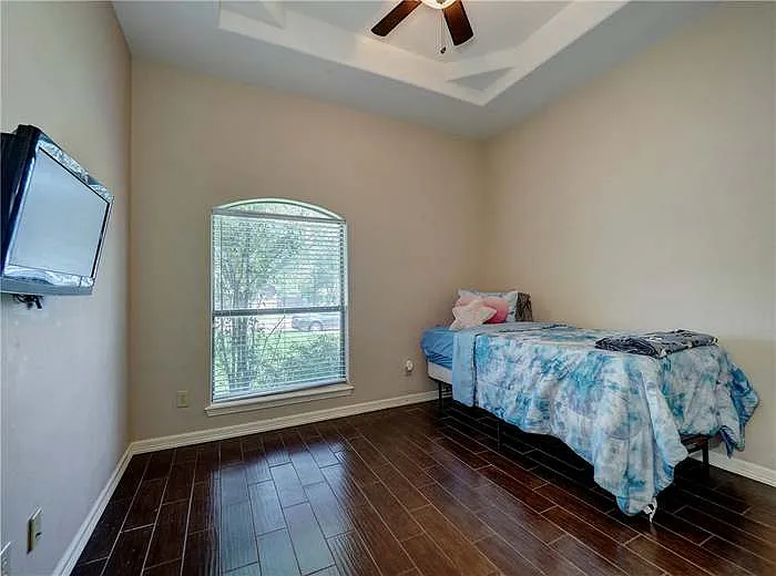 111 Reidda Dr — Photo 19