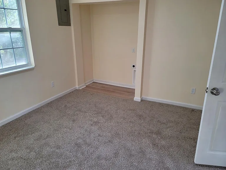 321 14th Ave S #3 — Photo 10