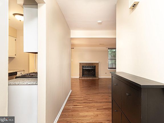 8 Regent Ct Medford NJ 08055 MLS #NJBL2082502 Zillow