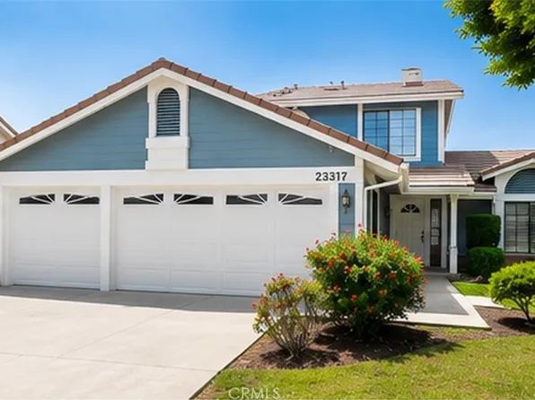 23317 Saticoy St, Canoga Park, CA 91304