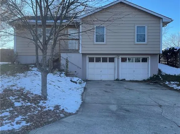 608 Kountry Ln, Excelsior Springs, MO 64024