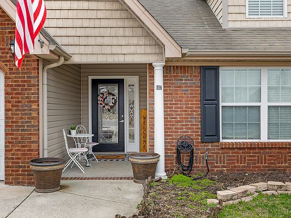 2nd image of 147 Sweet Birch Dr