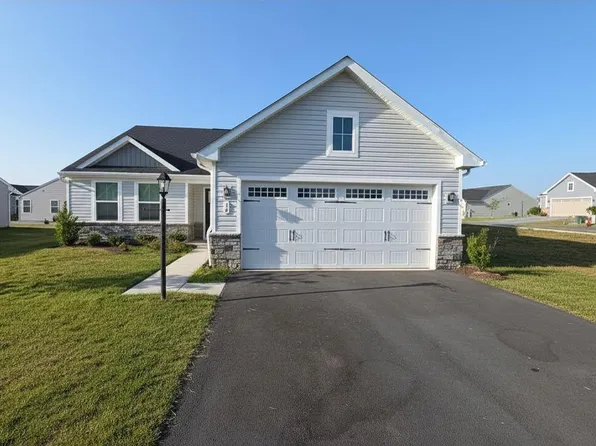14 Wyoming Way, Hedgesville, WV 25427