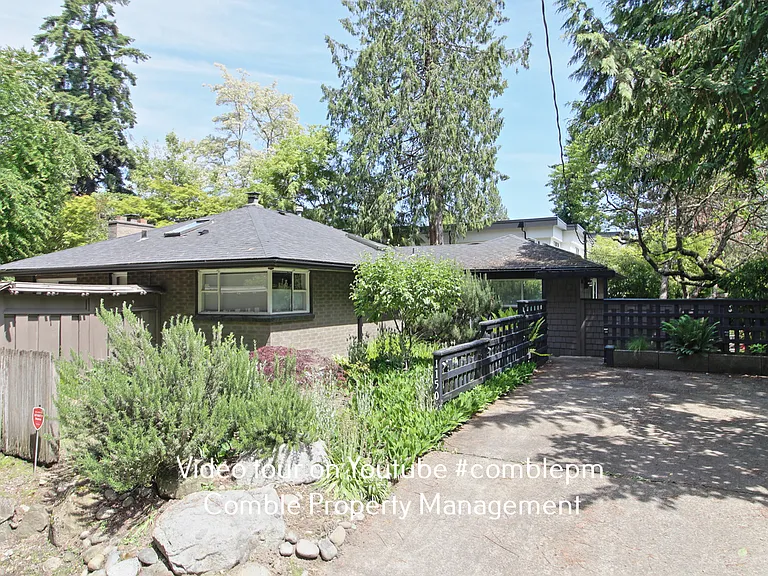 1150 Evergreen Point Rd — Photo 1